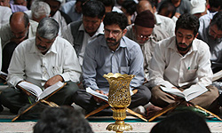 محفل انس با قرآن با حضور قاریان مصری در قزوین